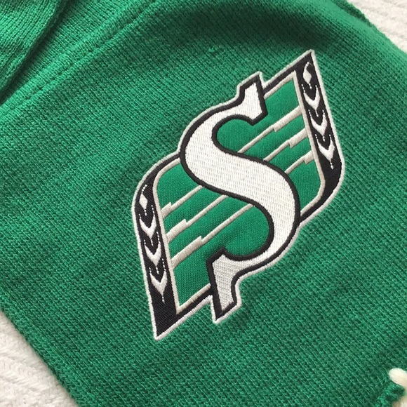 Vintage Saskatchewan Roughriders scarf fringed 50" long with pocket ends green - Picture 3 of 10